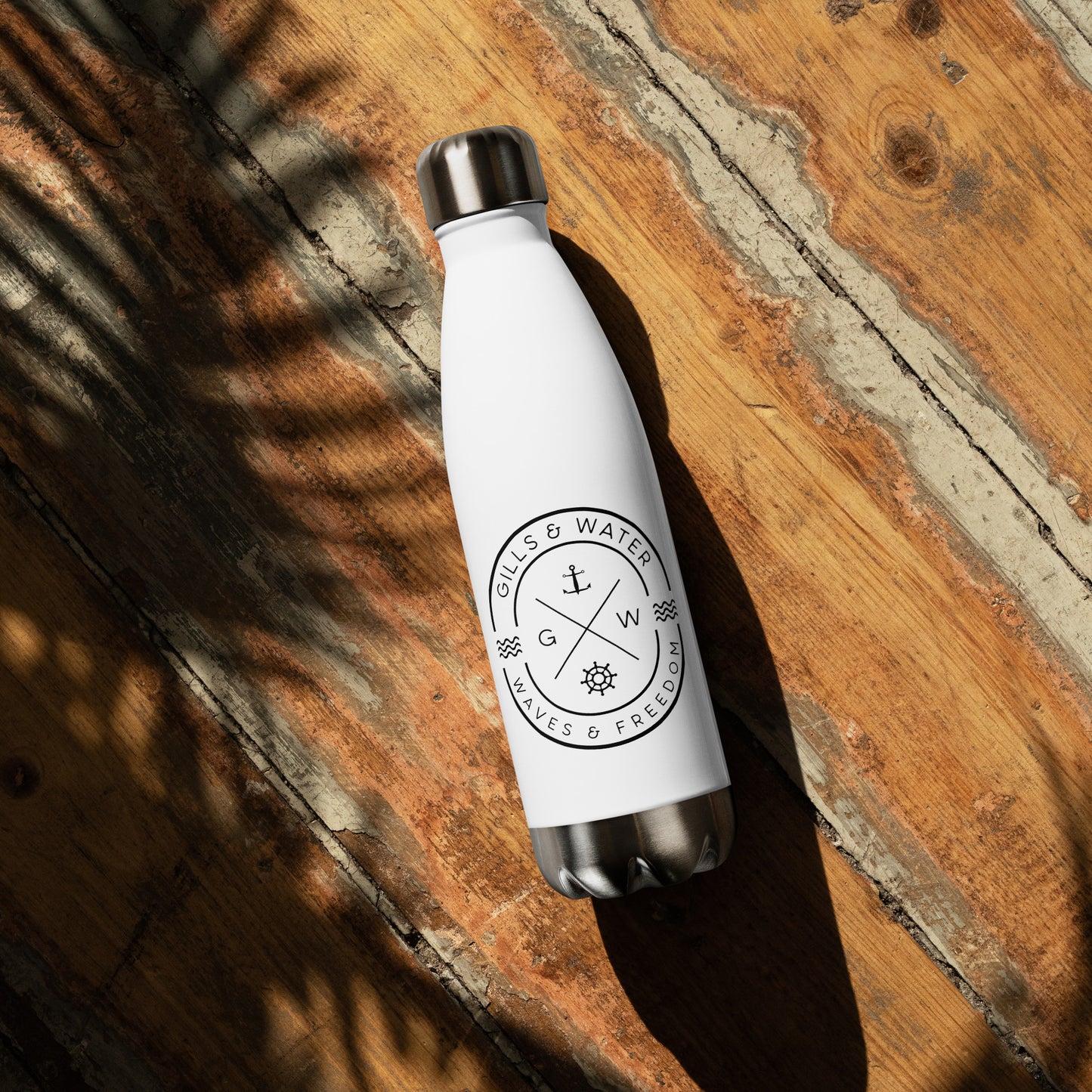 Stainless steel water bottle