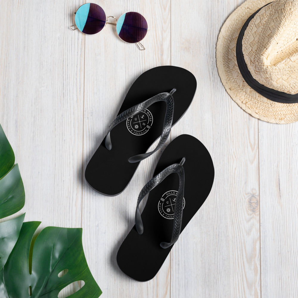 AquaStride: Unisex Flip Flops for Water Lovers