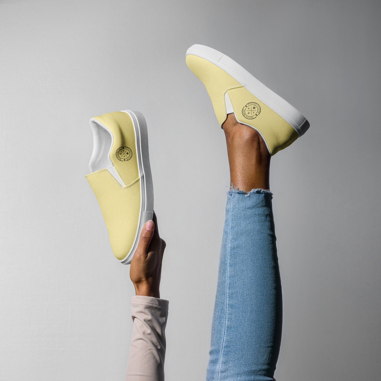 Gills & Waves: Women's Slip-On Canvas Shoes