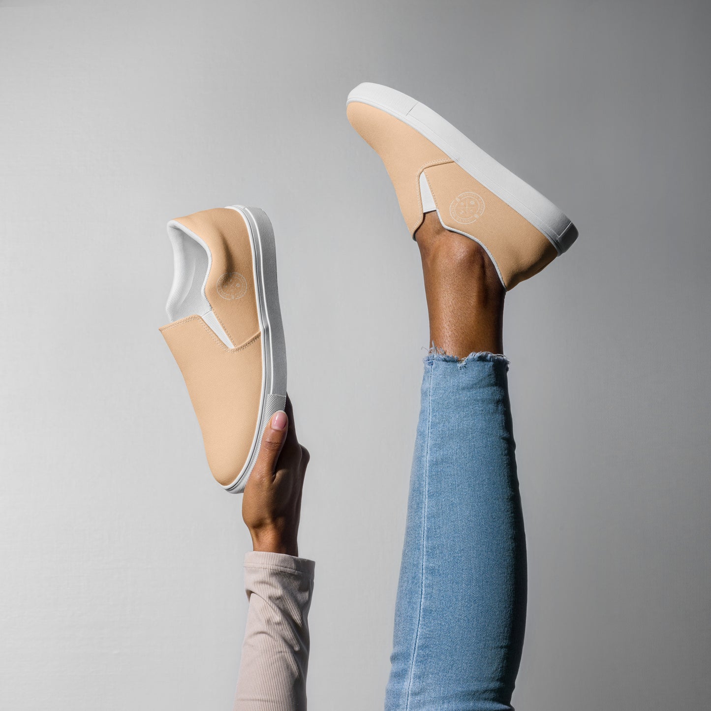 Gills & Waves: Women's Slip-On Canvas Shoes